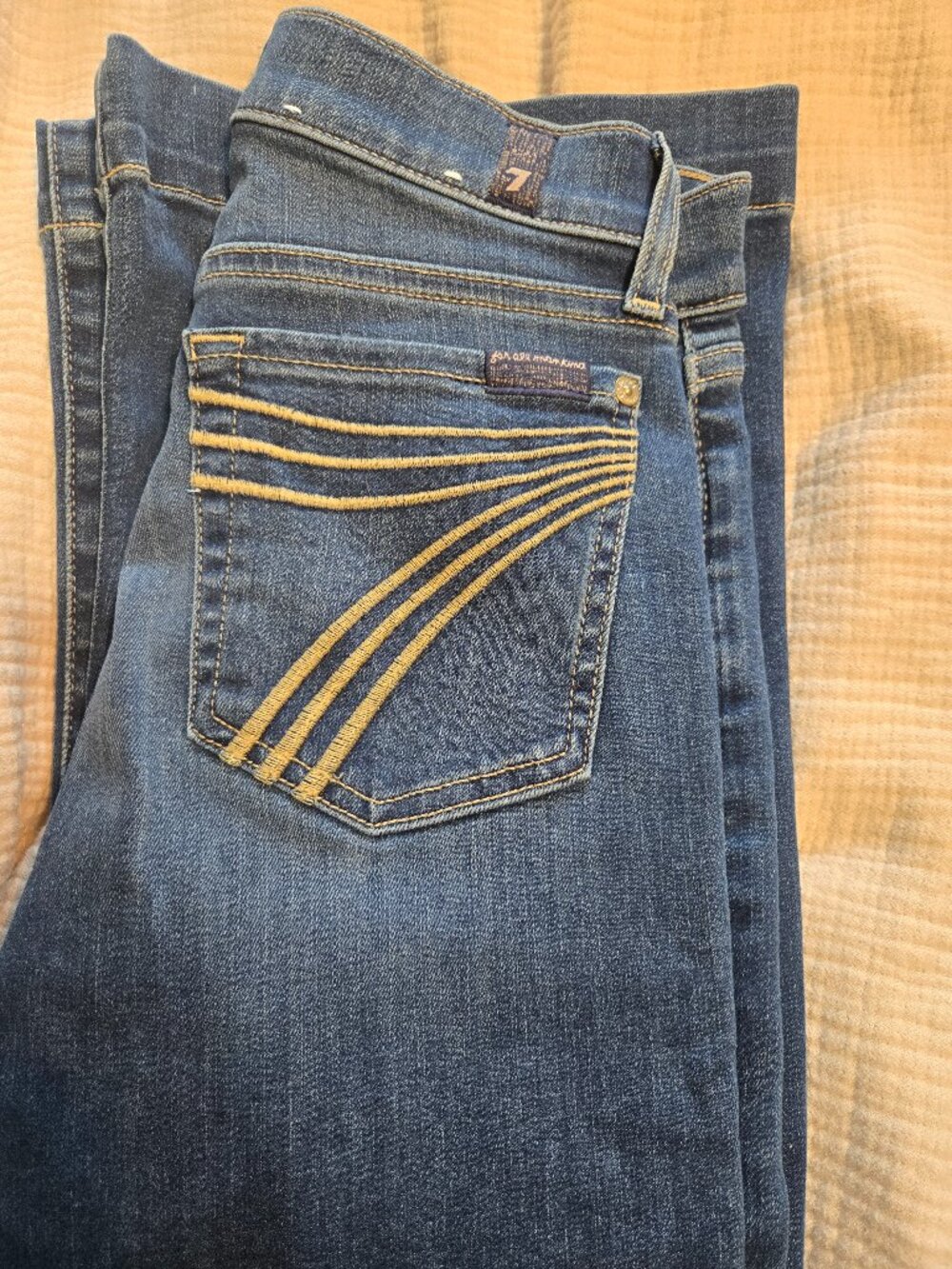 Seven for all mankind dojos